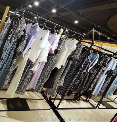 广州 品牌折扣女装多种款式比例 中长款连衣裙系列尾货折扣批发